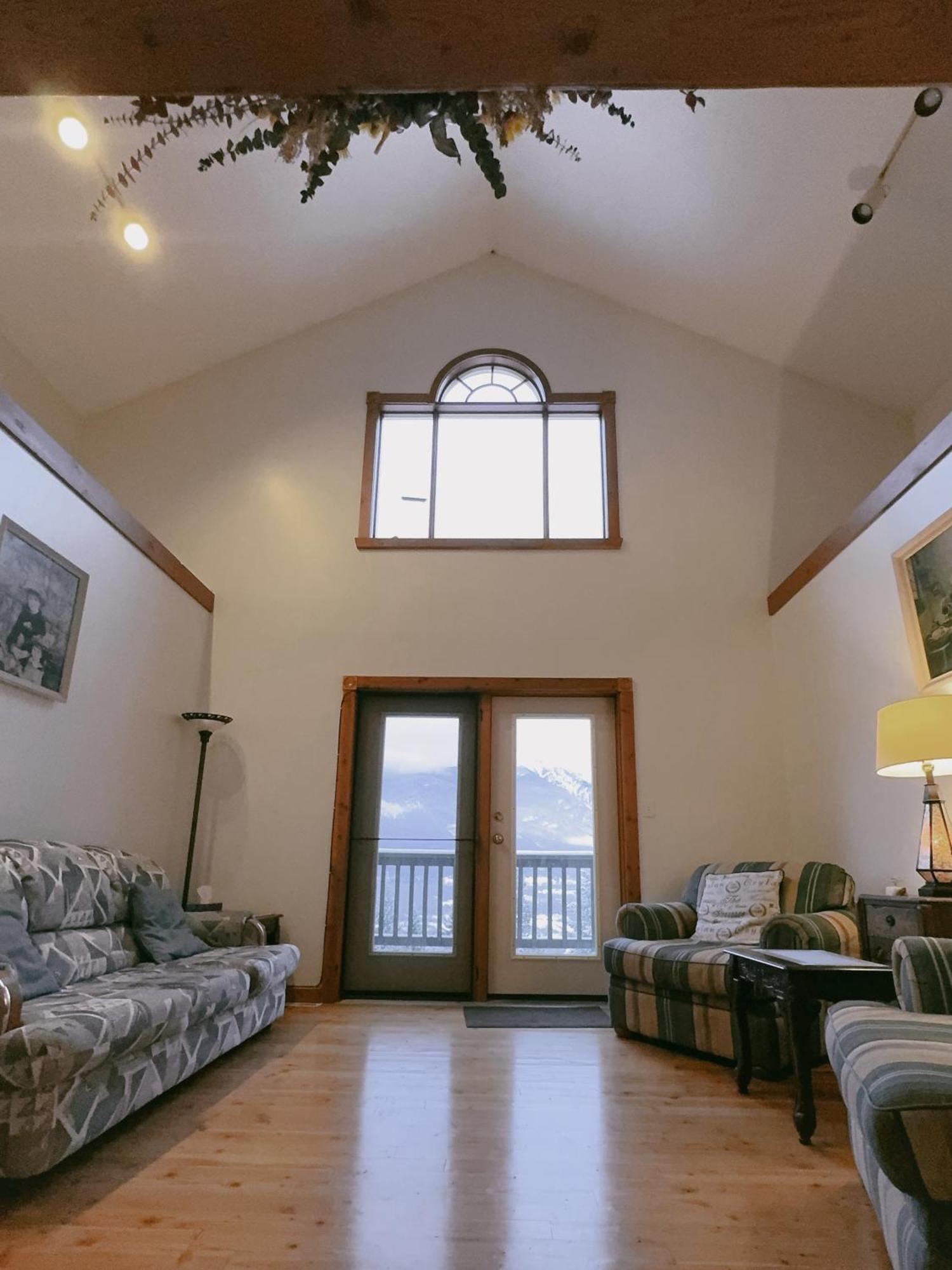 Alpine Meadows Lodge Golden Esterno foto